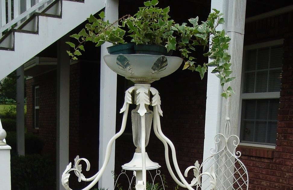 Sassytrash Another funky floor lamp plant holder