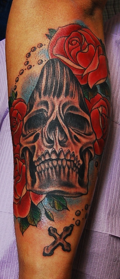 Skull And Roses Tattoo By Joey Vegas Downtown Tattoo