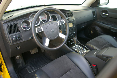 Auto Car Trend 2011 Dodge Charger Interior