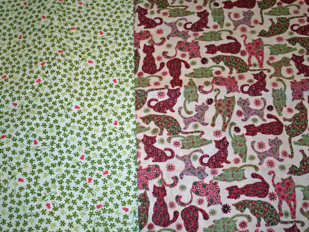 [Cats+in+the+Clover+tissue+cozy+fabric.jpg]