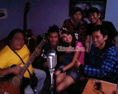 Foto Mesra Wawan Klantink Dan Vanessa Angel