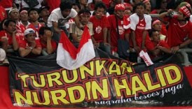Nurdin Halid Mundur