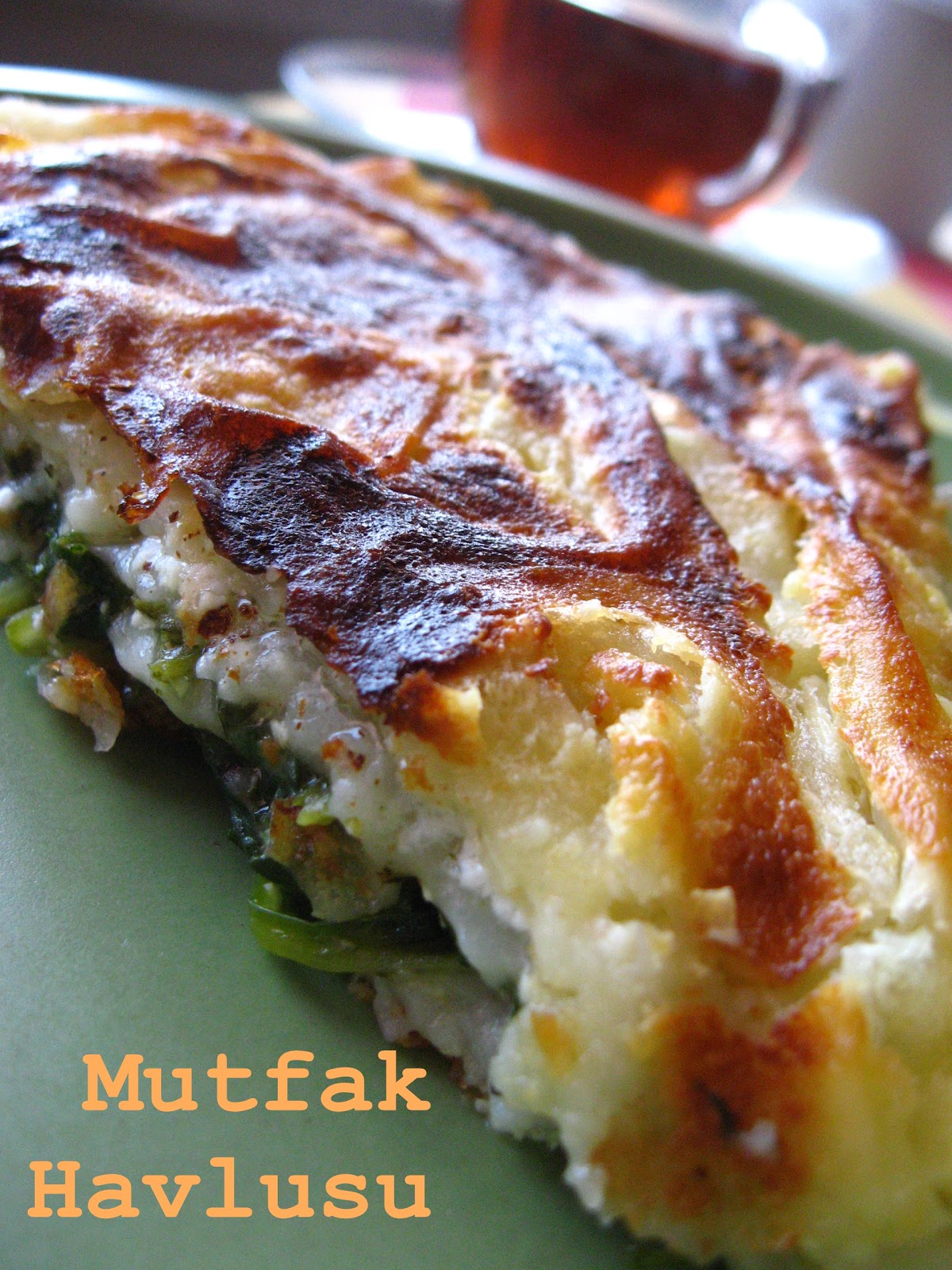 Mutfak Havlusu Ispanaklı&amp;Kaşar Peynirli Börek