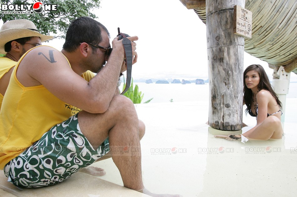 [kingfisher_2009_calendar_2.jpg]