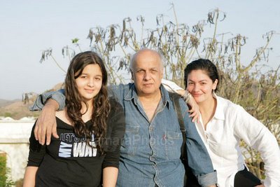 [alia+bhatt.jpg]