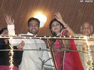 Shilpa Shetty and Raj Kundra Engagement