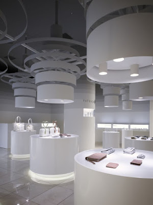 Patrick-Cox-Shop-Interior-design-by-Chikara-Ohno