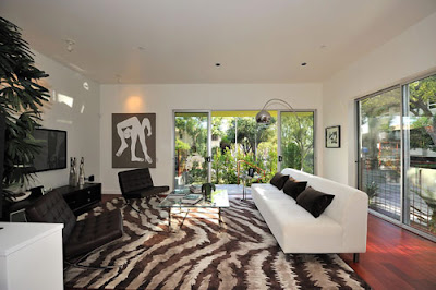Interior+of+1200+Sweetzer+Condominium Interior of 1200 Sweetzer