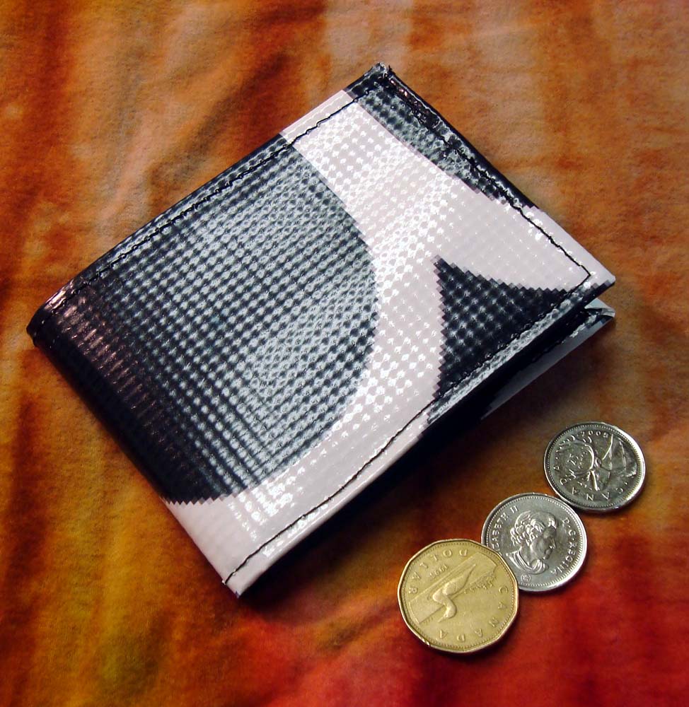 Vinally Man's single fold wallet in Recycled Vinyl Tarp completed