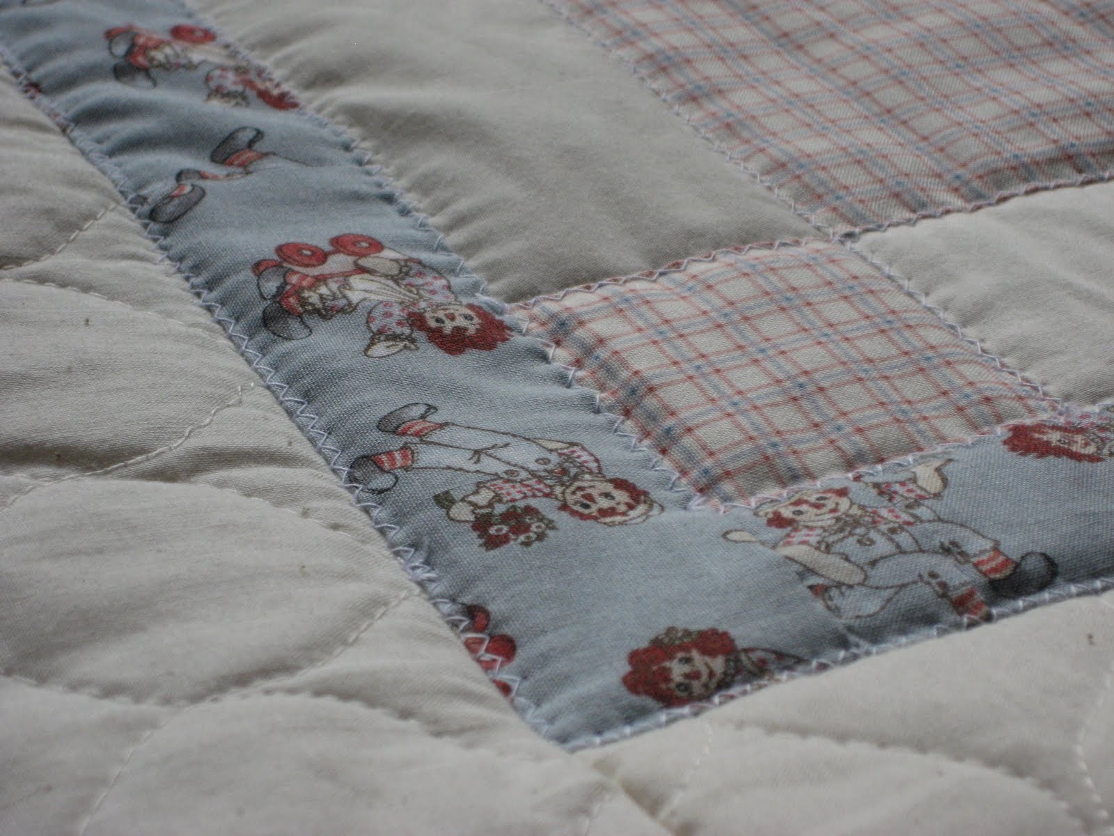 [gails_raggadyAnn_quilt+009.jpg]