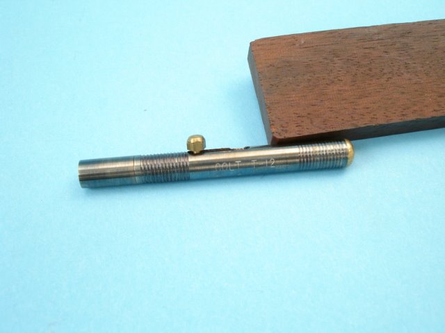 Weapons that make you wonder colt+.12+espionnage 03 Weapons that make you wonder