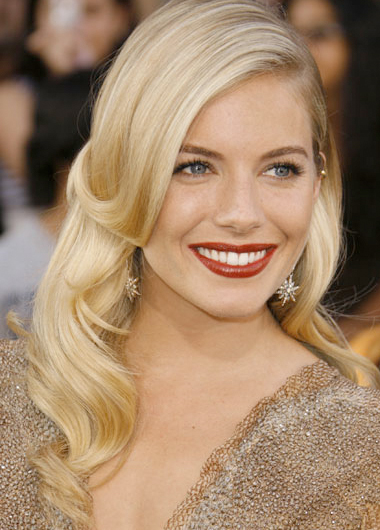 For this year's Spring Carnival, channel Sienna Miller's effortless style ... For this year's Spring Carnival, channel Sienna Miller's effortless style ...