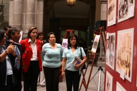 [mujeres+P+may26.JPG]