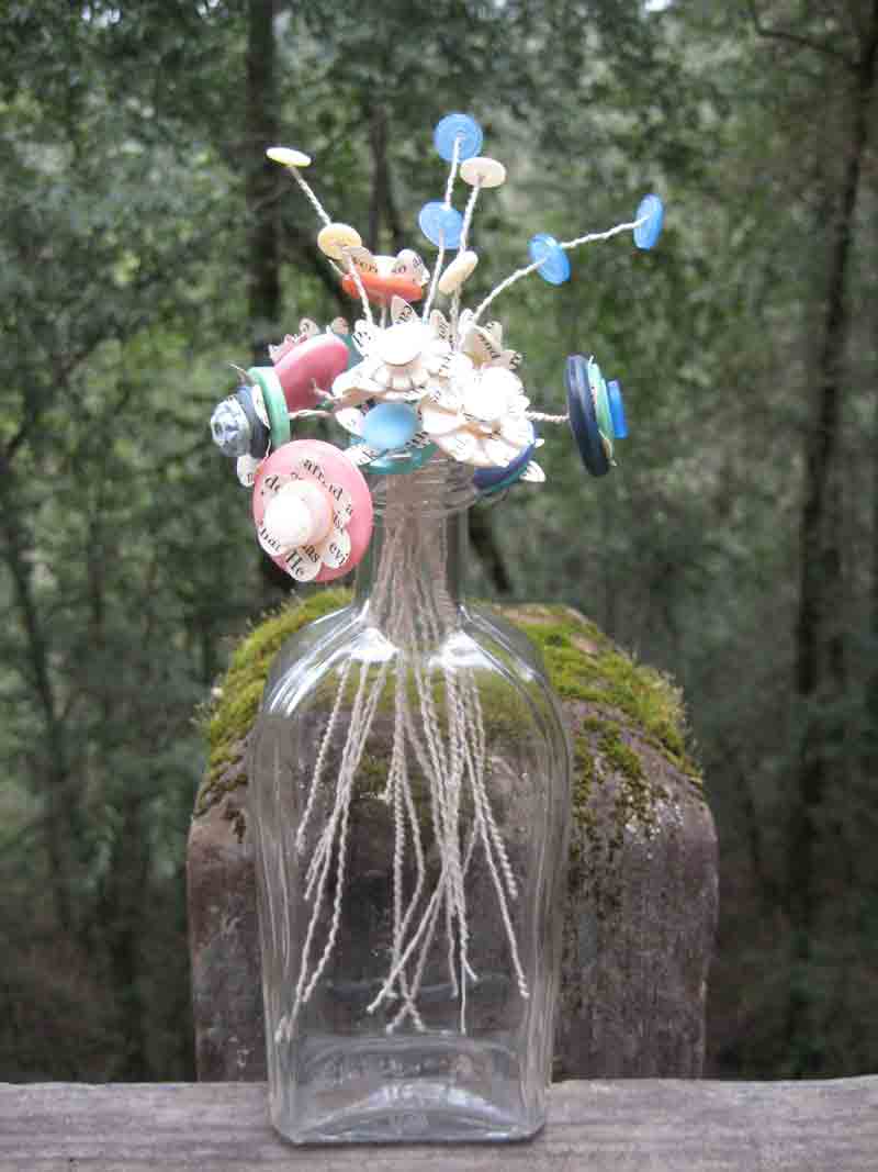 [_buttonglowers.jpg]