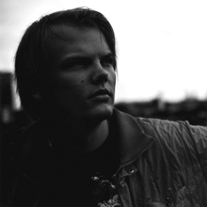 [Avicii.jpg]
