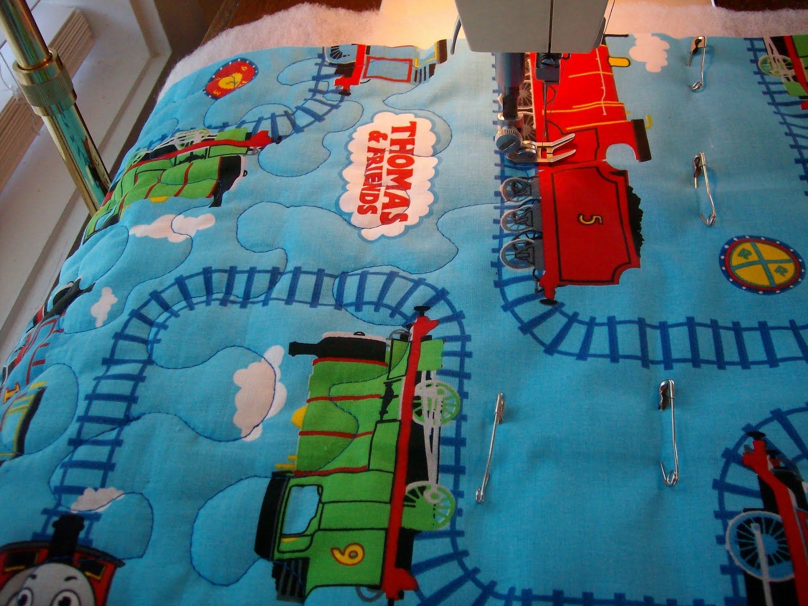 HOMEMAKING DREAMS Thomas The Train Quilted Travel Play Mat Tutorial
