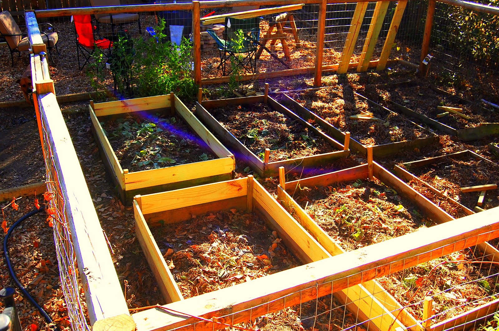 Urban SelfSufficientist 8 Cheap and Easy Raised Beds for under 100