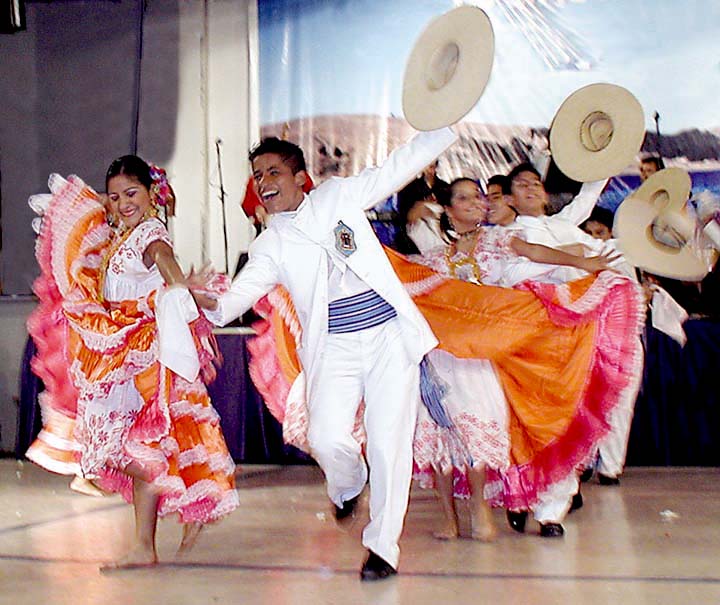 DANZA TRADICIONAL PERUANA danza tradicional peruana:
