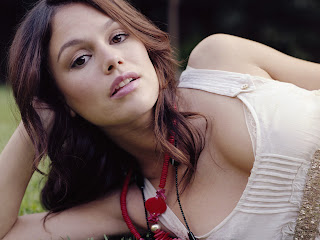 rachel bilson net