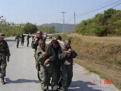 தாய்லாந்து : கமாண்டோ பயிற்சிக் காட்சிகள் எப்படி இருக்கு - Page 3 Commando-Thailand+%2814%29