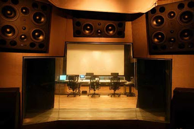 Asia's highly equipped recording theater Arrahman-studio+%284%29