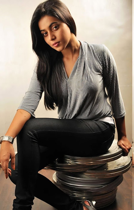 poorna in jeans hot photoshoot