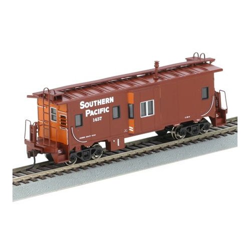 The Railroad Modeler: Athearn HO Scale Bay Window Caboose - Southern 