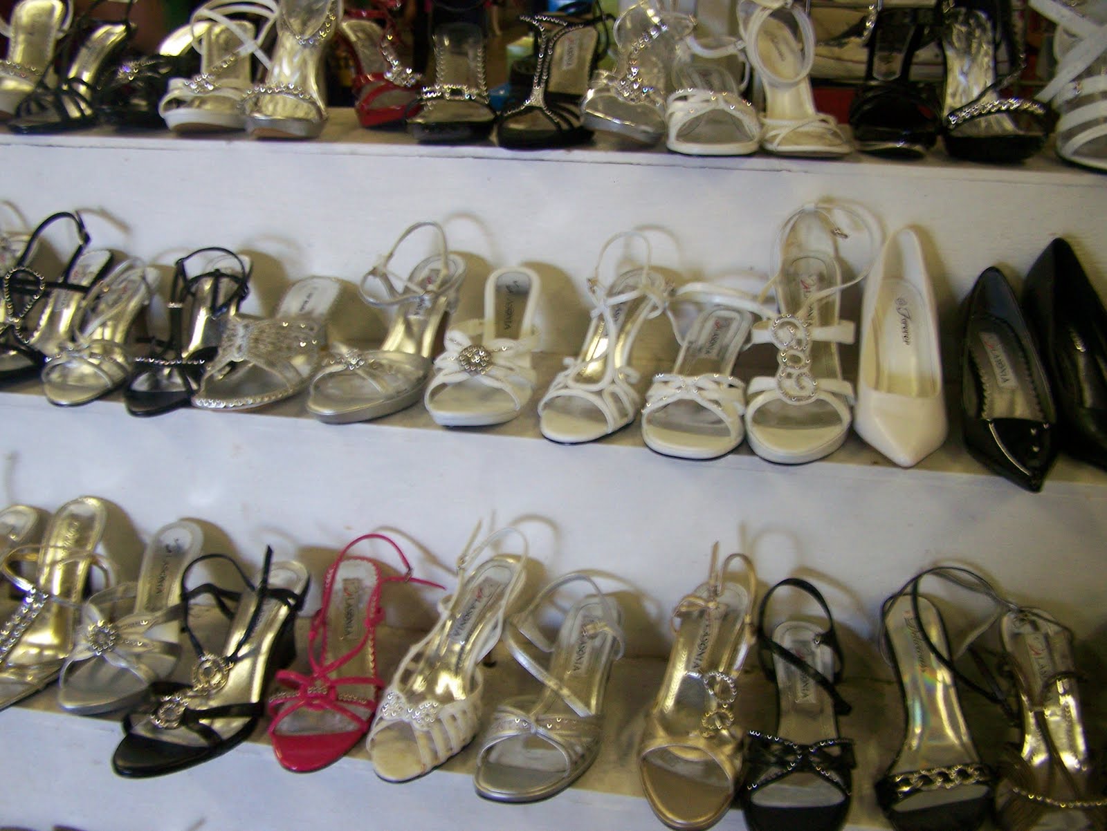 Shopping for a Prom Dress Simple.Beautiful.Life.