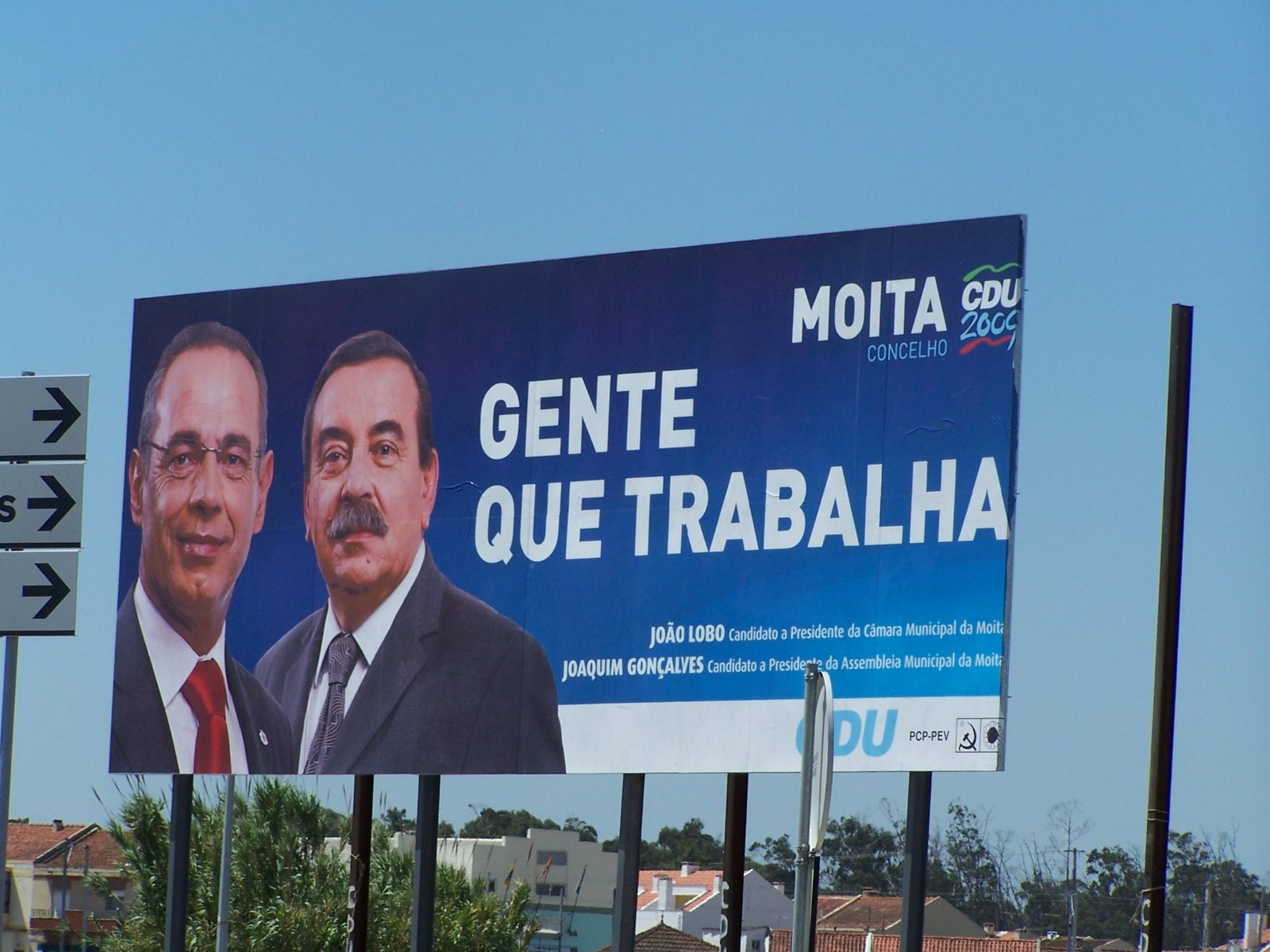 [Trabalho2.jpg]
