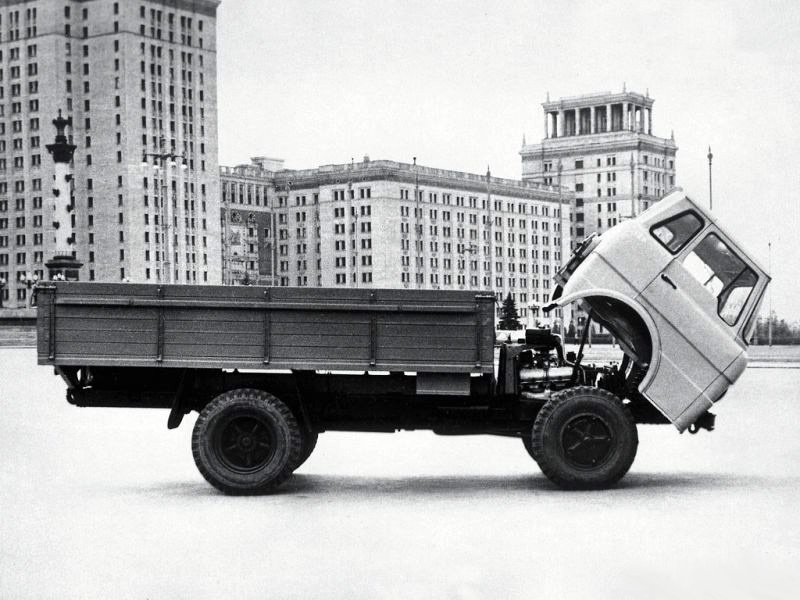 [zil_e169a_3.jpg]