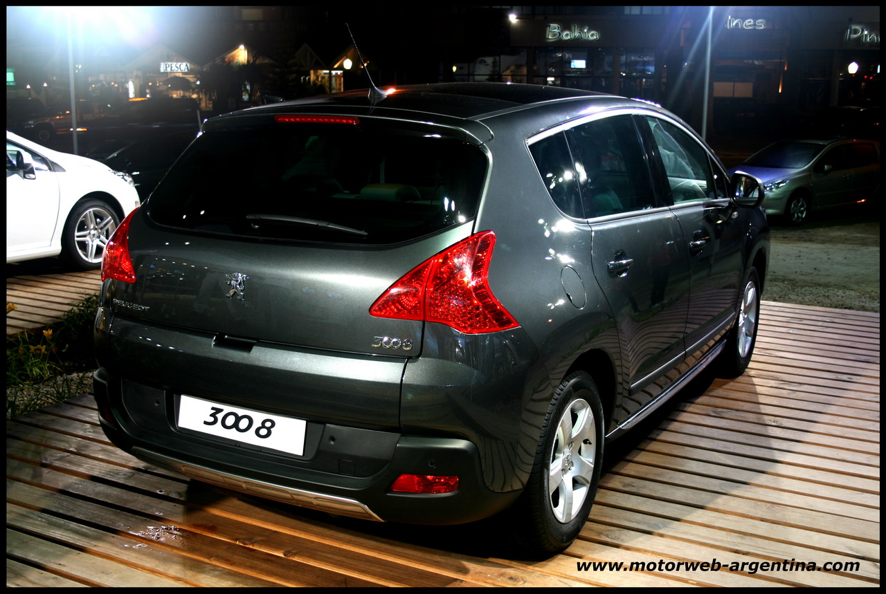 [2010-01-05+Stand+Peugeot+05.JPG]