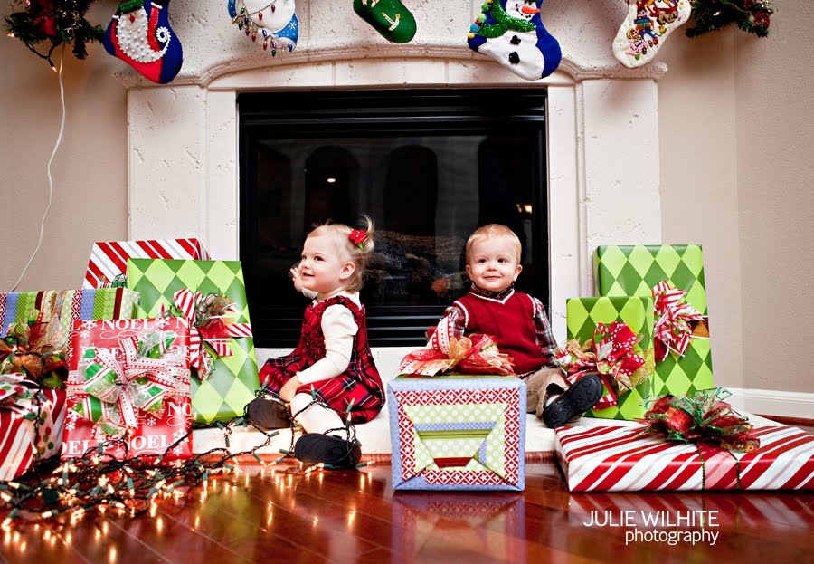 [20091206AllisonandLuke027_blogb.jpg]