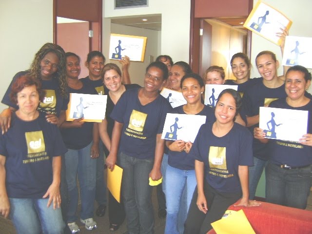 Turma de Camareira e Arrumador de Hotel