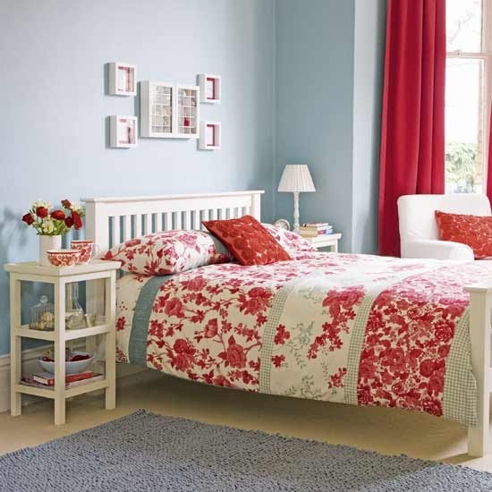 [bedroom40.JPG]