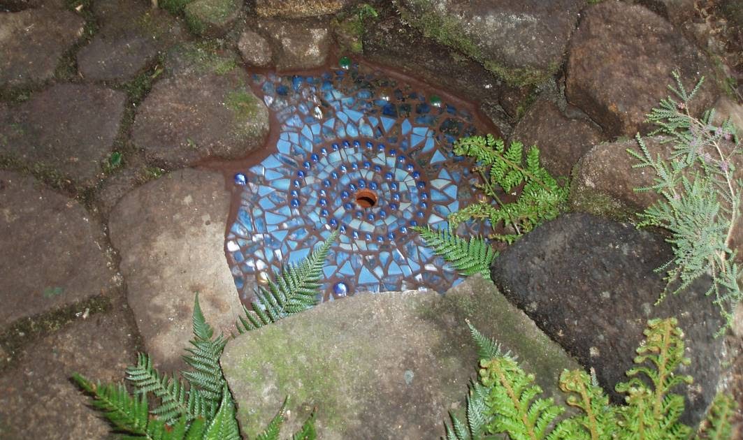 environment & creativity Suikinkutsu 水琴窟