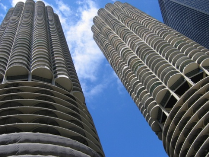 http://4.bp.blogspot.com/_ae8va1owUio/R0-QdwPfQEI/AAAAAAAAAHI/ZlR_NBdl4o4/s1600-R/marinacity.jpg