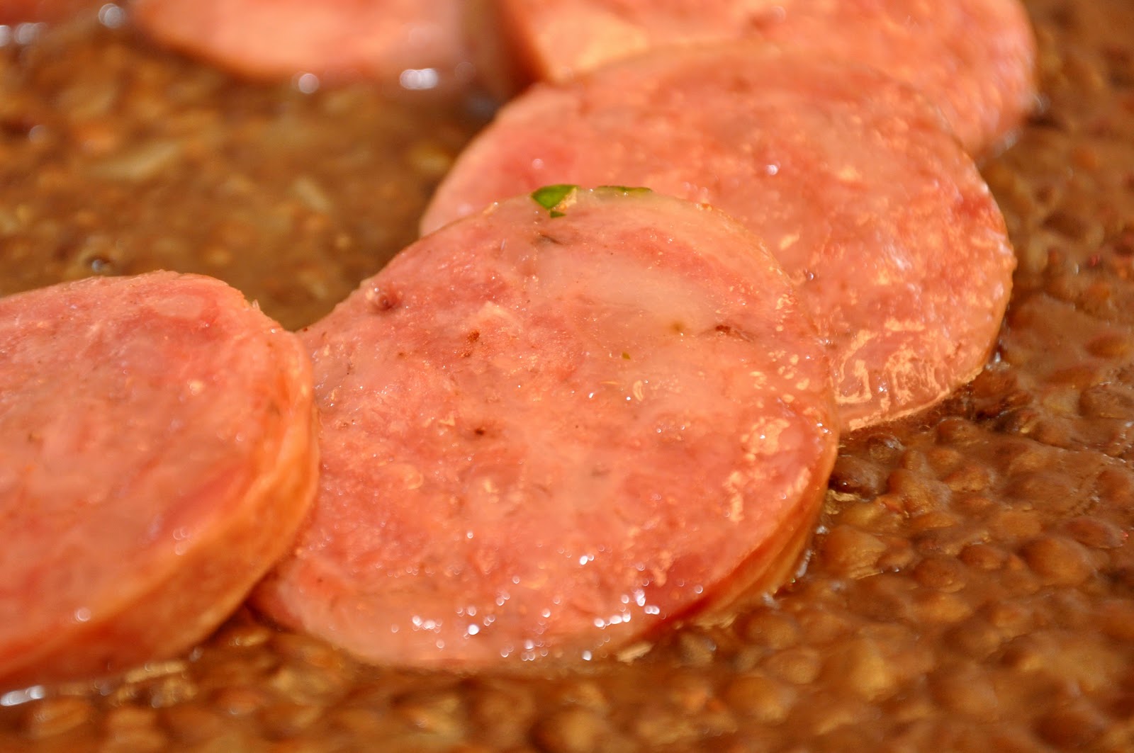 [Cotechino (close up).JPG]