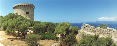 la tour génoise de Campomoro en Corse