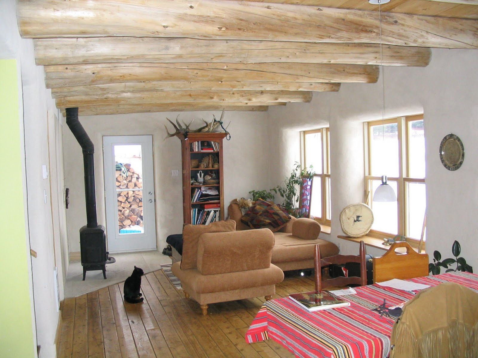 STRAW WORKS Interior of strawbale home.