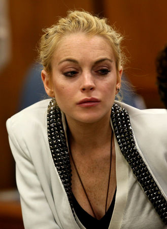 lindsay lohan court. issued
