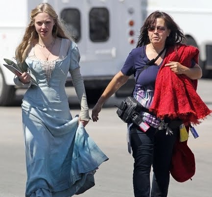 Actress Amanda Seyfried was spotted on the set of the Red Riding Hood movie 