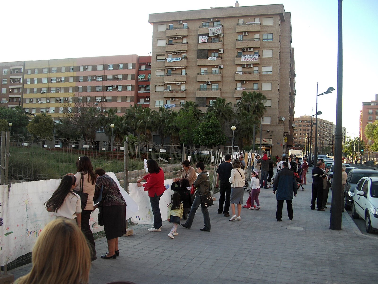 [DSCI0019.JPG]