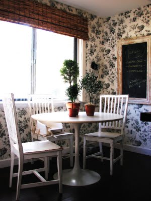 Living It At Home Great Chairs Docksta Table Lauren At Pure Style Home Uses The Docksta Table From Ikea Beautifully In Her Kitchen Nook When I Saw What She Did With This Had To Have One