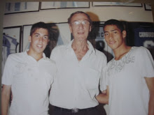 Nico Gonzalez y Sergio Araujo con Néstor Castaño