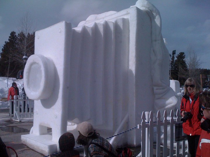 simply living Breckenridge Ice Sculpture competition