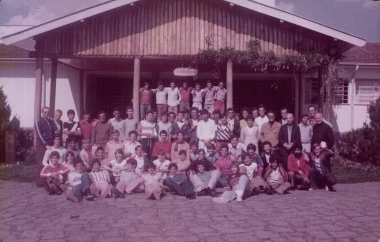 1980 - TURMA DE PINDA EM CAMPOS DO JORDÃO...
