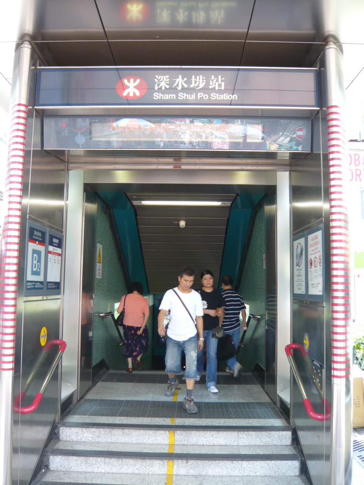 [P1030138.JPG]