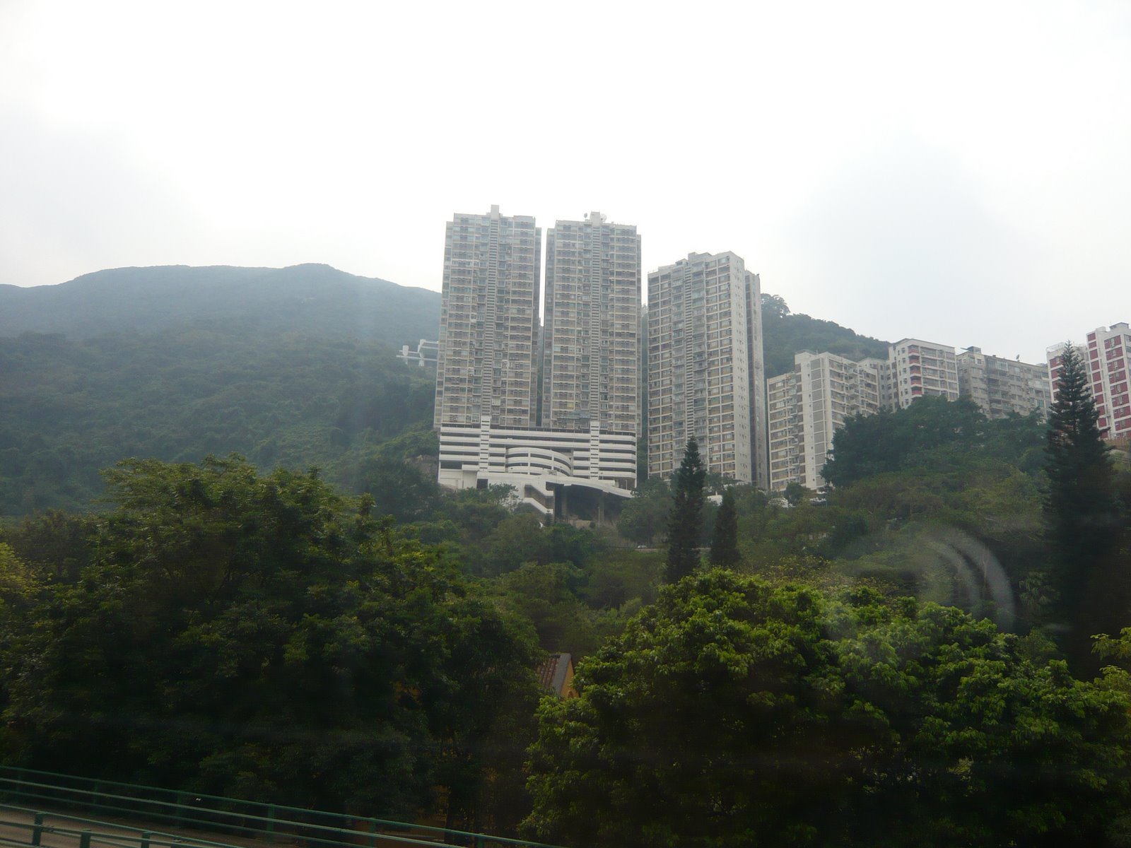 [P1030370.JPG]