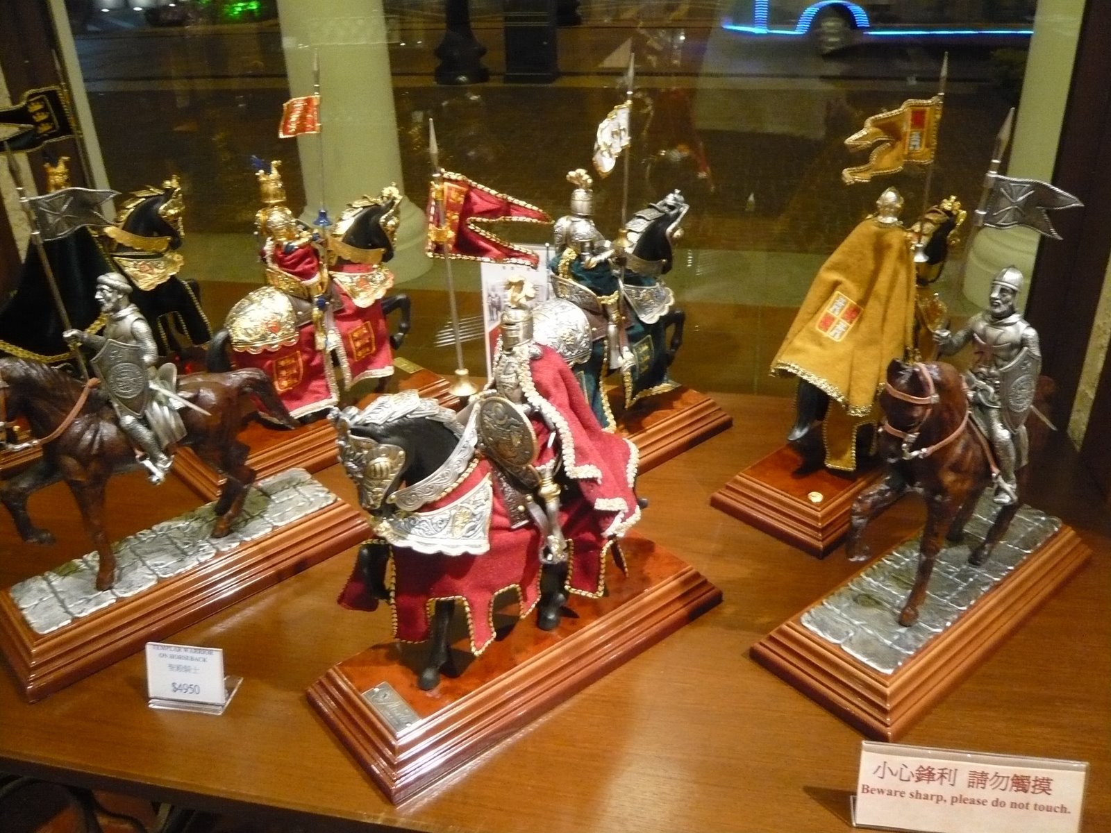 [P1030769.JPG]