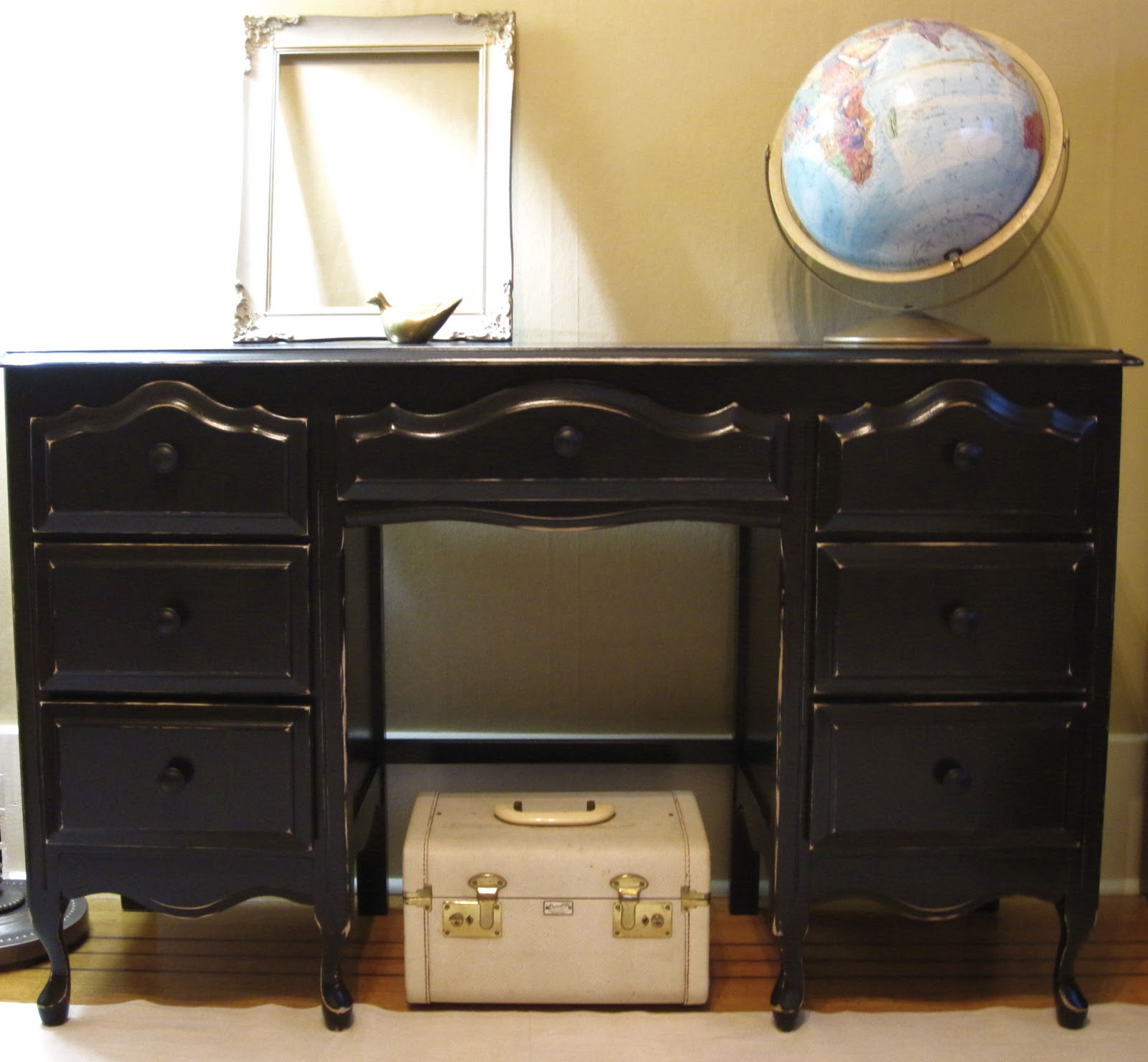 Sweet Tree Furniture Black French Provincial Desk